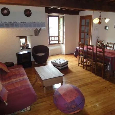 House Bearn Baylocq 別荘 Béost